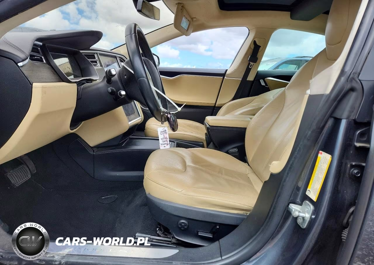 2015 Tesla Model S 85 VIN:5YJSA1H15FFP77454 - 7