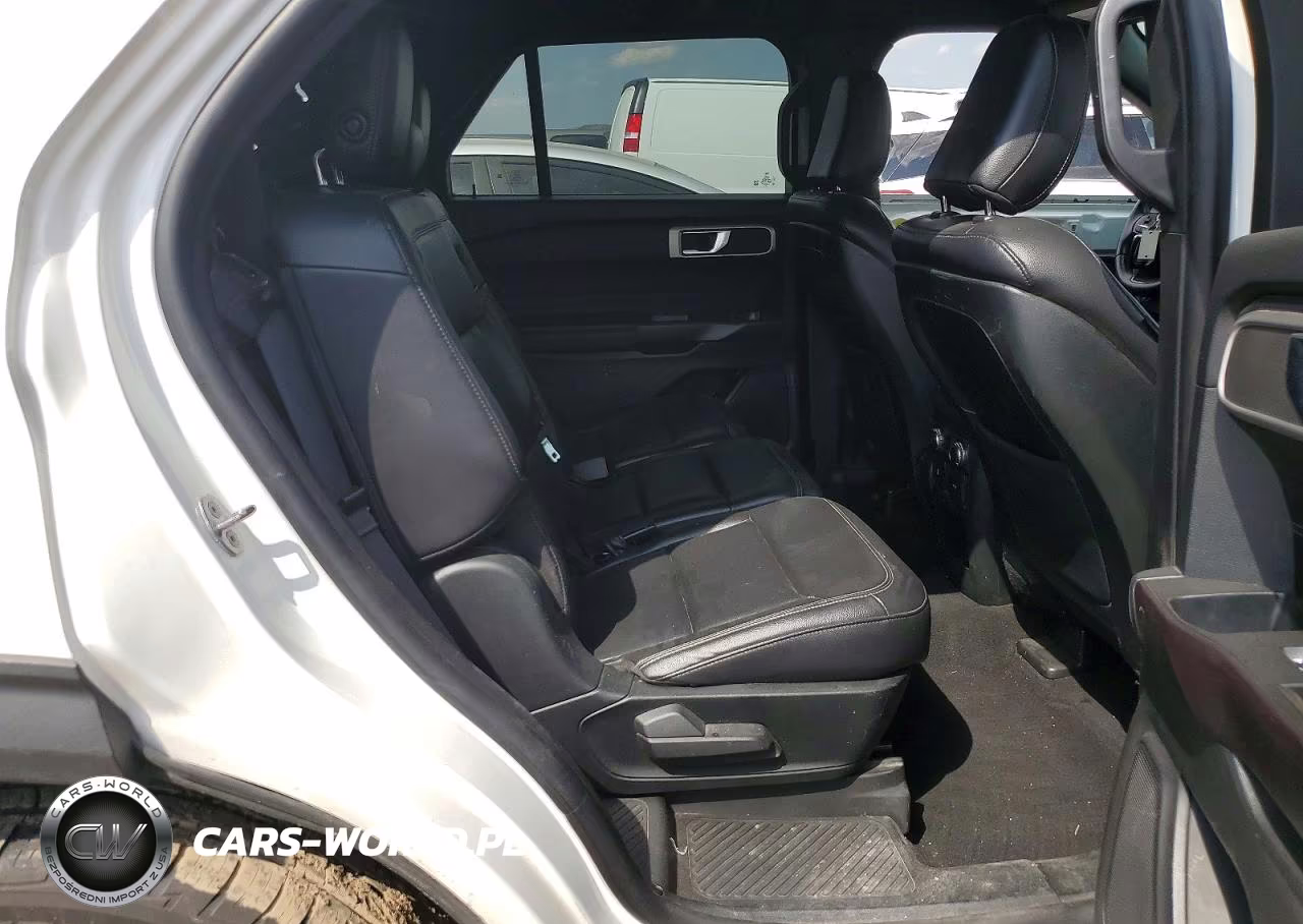 2020 Ford Explorer Xlt VIN:1FMSK8DH8LGB45005 - 10
