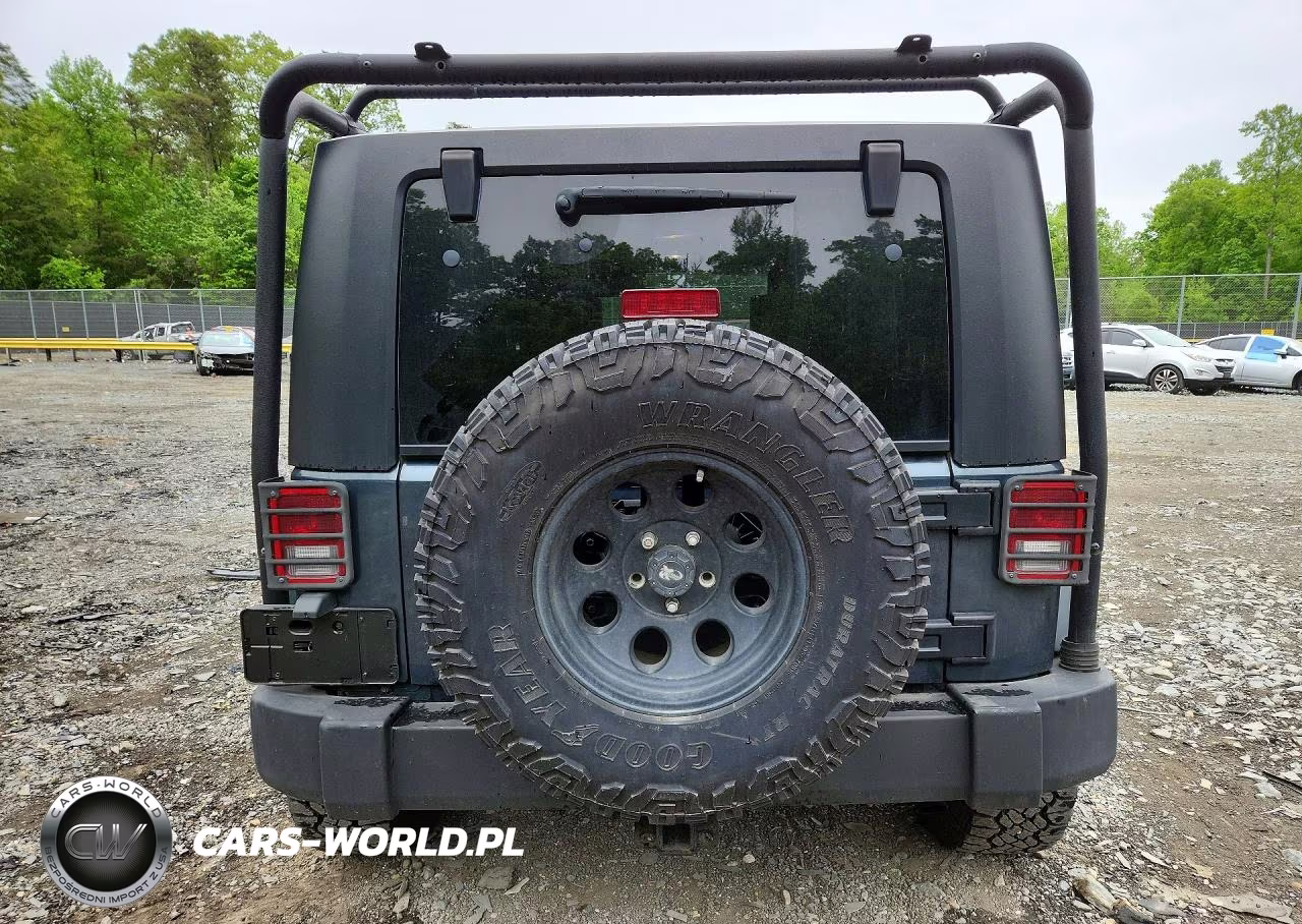 2007 Jeep Wrangler Sahara VIN:1J4GA59107L156773 - 6