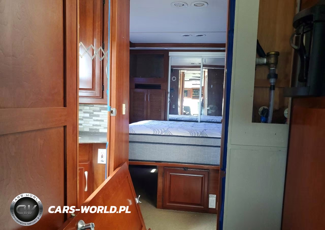 2007 Fleetwood Discovery Rv VIN:4UZACJDC17CY18377 - 6
