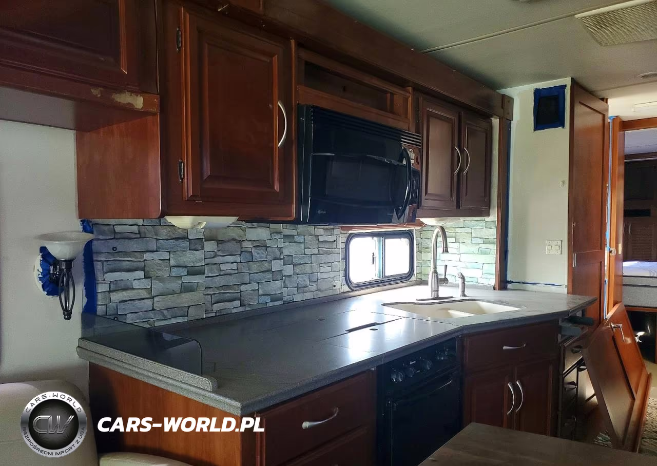 2007 Fleetwood Discovery Rv VIN:4UZACJDC17CY18377 - 9