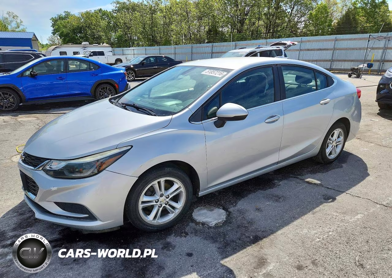 2017 Chevrolet Cruze Lt – zdjęcie 1 z 12