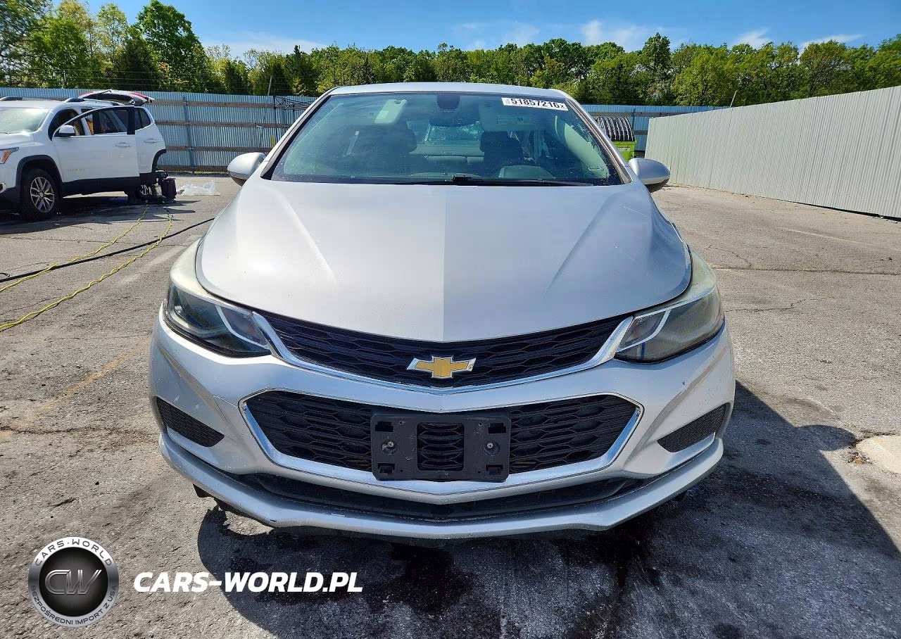 2017 Chevrolet Cruze Lt VIN:1G1BE5SM2H7191584 - 5