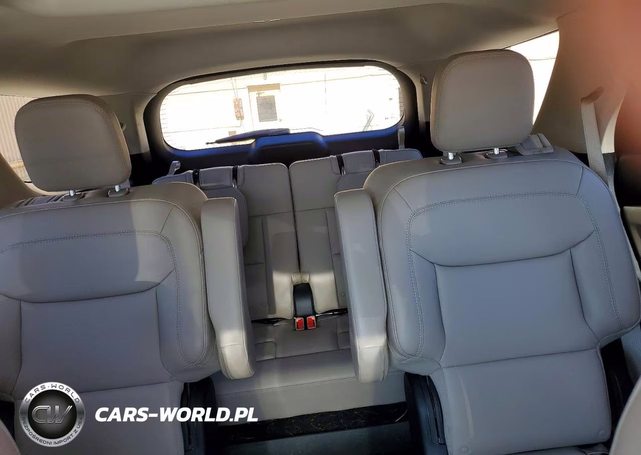 2021 Ford Explorer Xlt VIN:1FMSK7DH4MGB57096 - 10