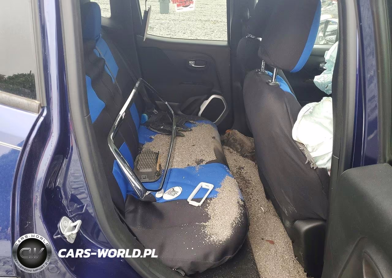 2018 Jeep Renegade Sport VIN:ZACCJBAB8JPH49338 - 11