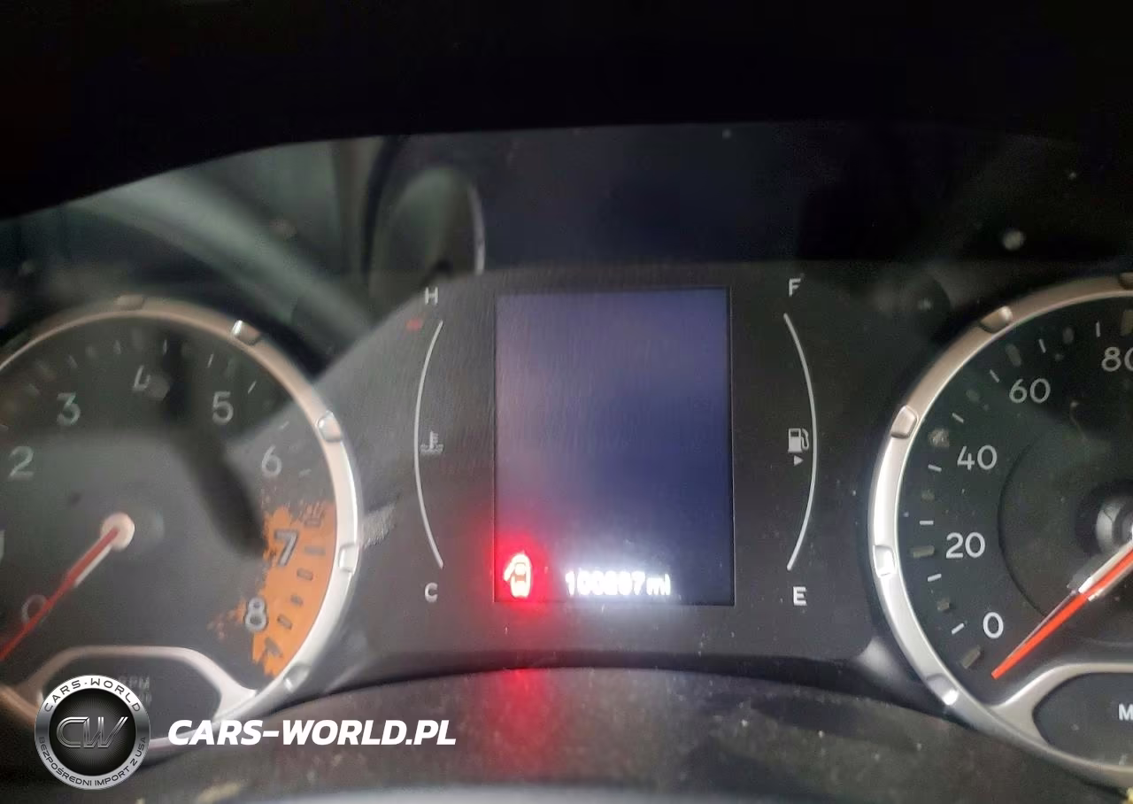 2018 Jeep Renegade Sport VIN:ZACCJBAB8JPH49338 - 9