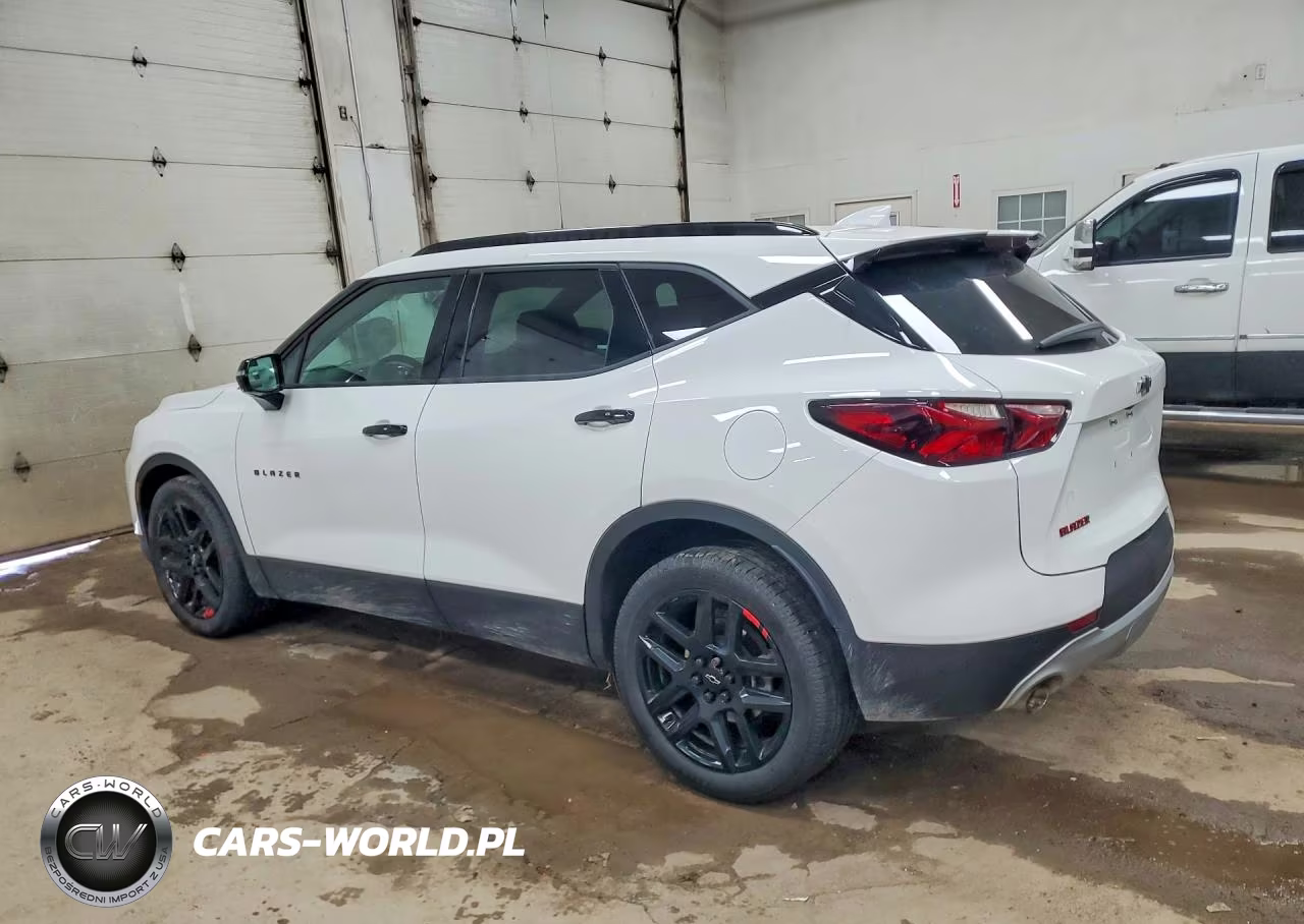 2022 Chevrolet Blazer 2Lt VIN:3GNKBCR40NS122570 - 2