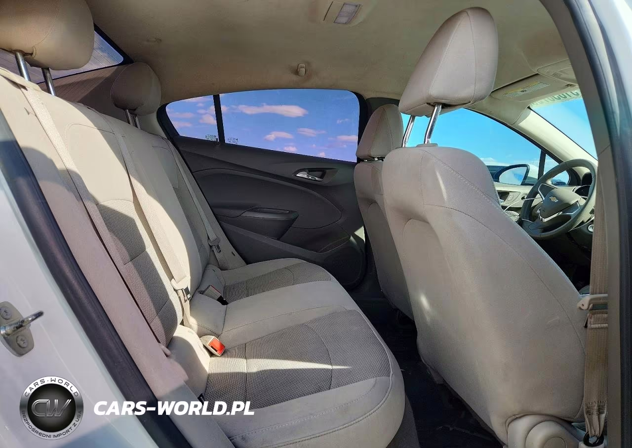 2018 Chevrolet Cruze Ls VIN:1G1BC5SM6J7209273 - 10