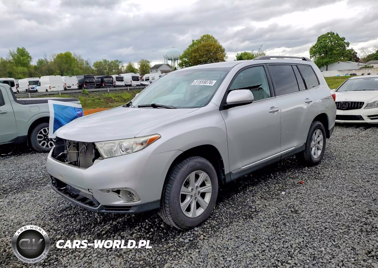 2013 Toyota Highlander Plus