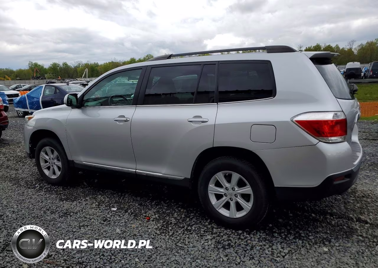 2013 Toyota Highlander Plus VIN:5TDBK3EH2DS189157 - 2