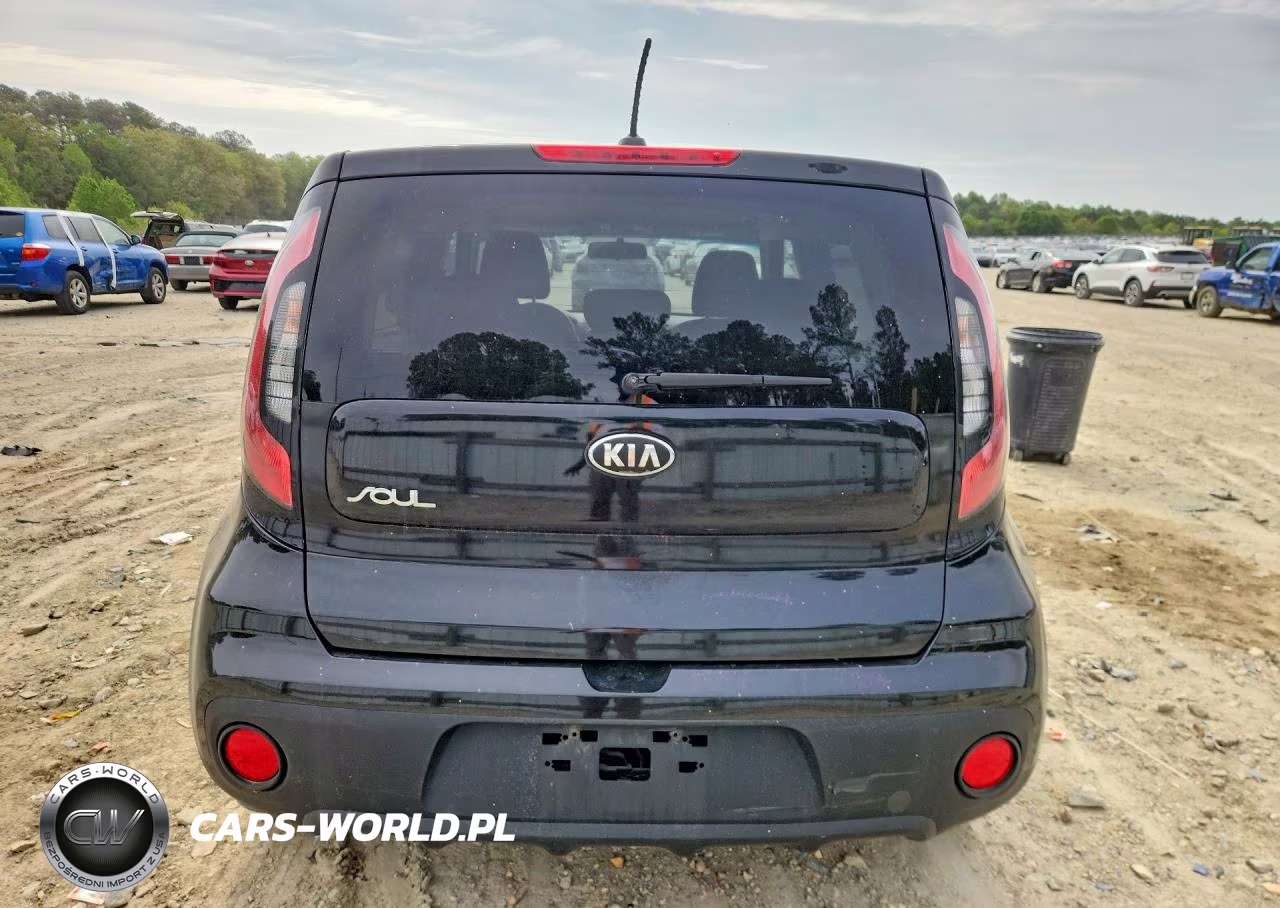 2018 Kia Soul Base VIN:KNDJN2A2XJ7554043 - 6