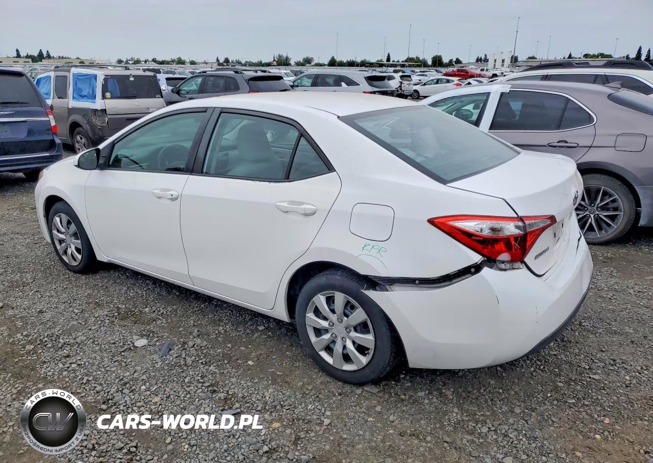 2015 Toyota Corolla Le VIN:5YFBURHE4FP312550 - 2