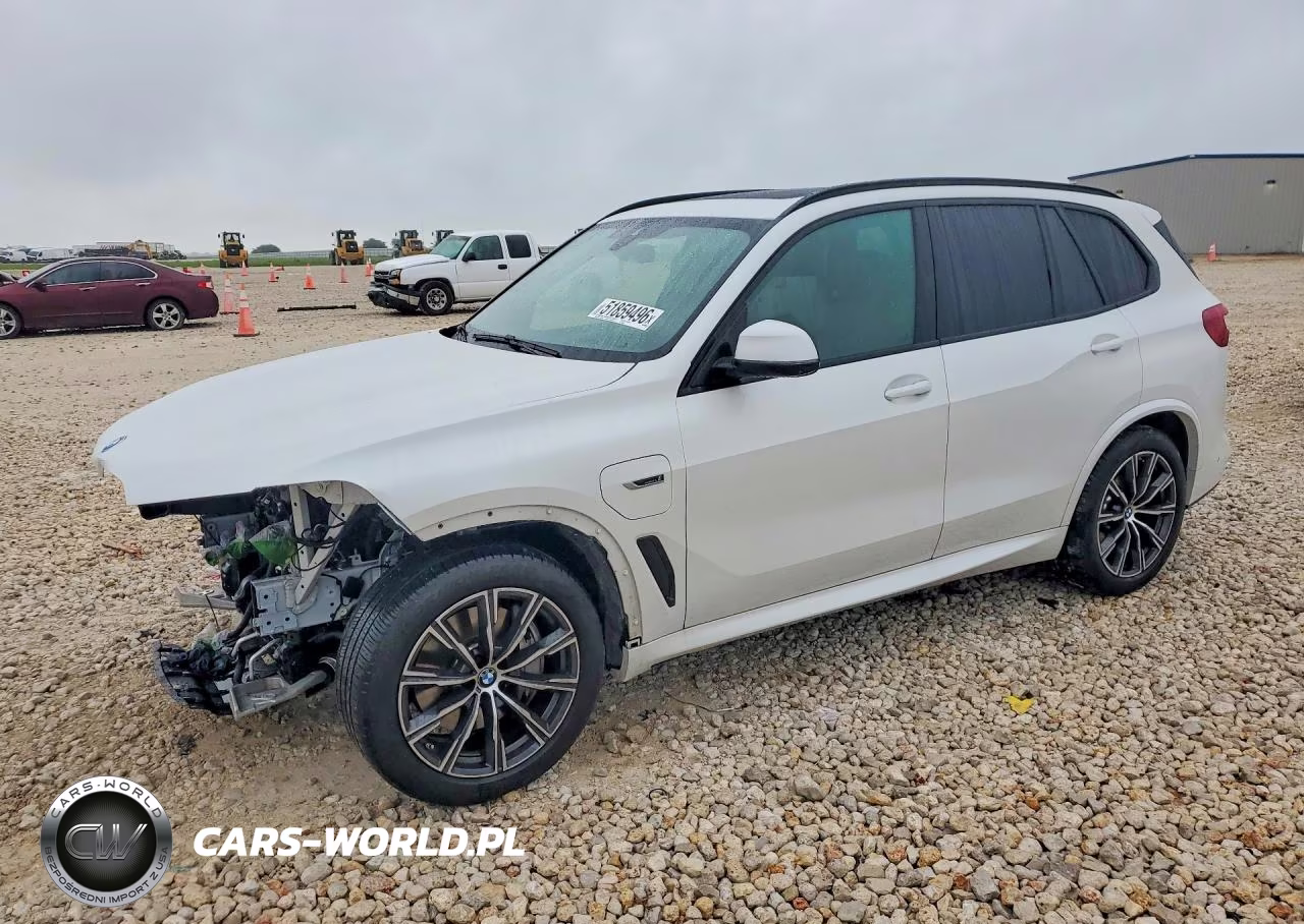 2022 BMW X5 xDrive45E