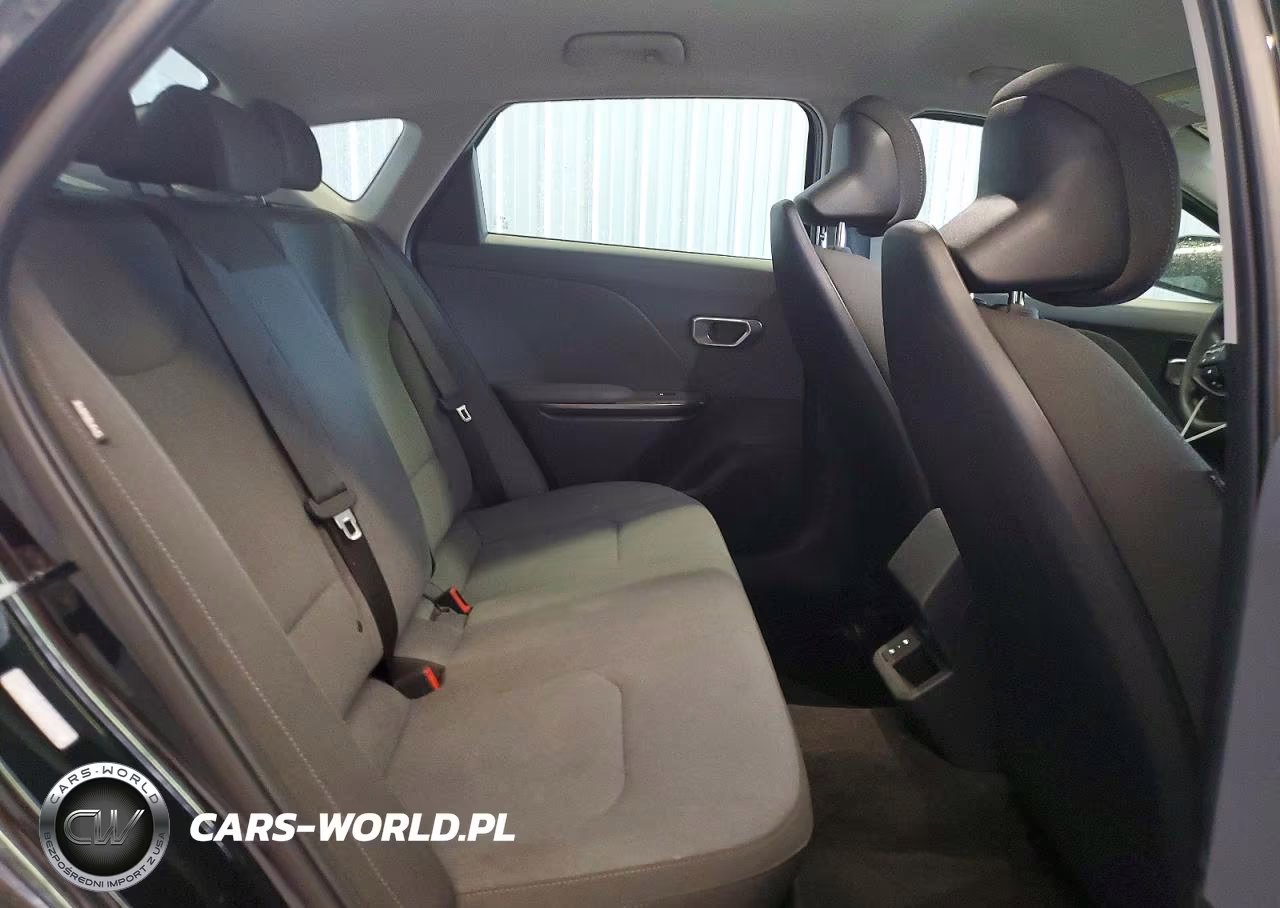 2025 Kia K4 Lx VIN:3KPFT4DEXSE094560 - 10