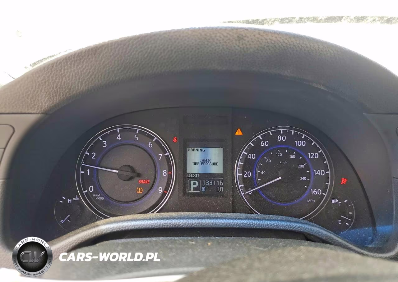 2014 Infiniti Q60 Coupe Journey VIN:JN1CV6EK0EM111436 - 9