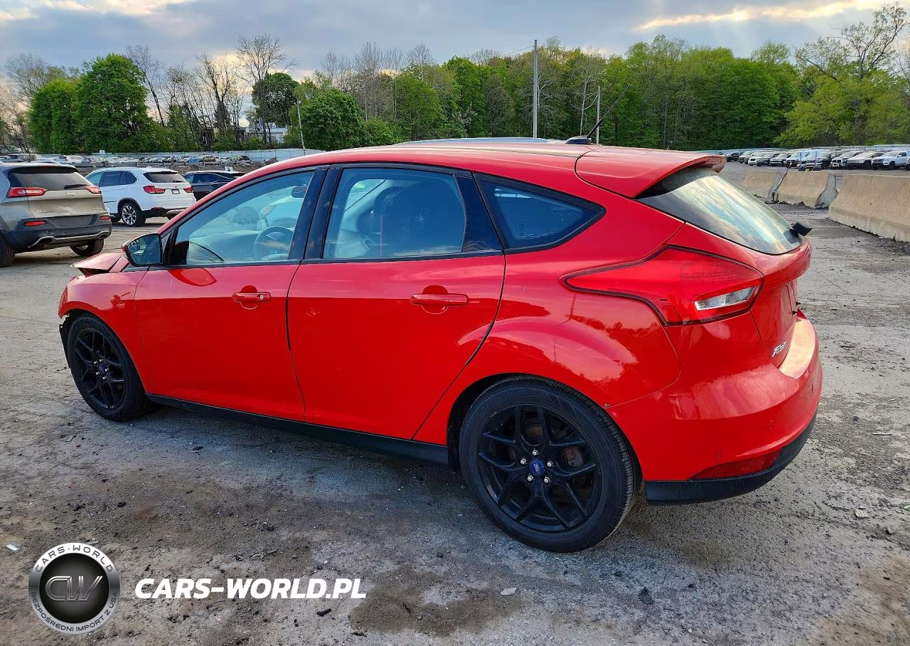 2016 Ford Focus Se VIN:1FADP3K21GL321704 - 2