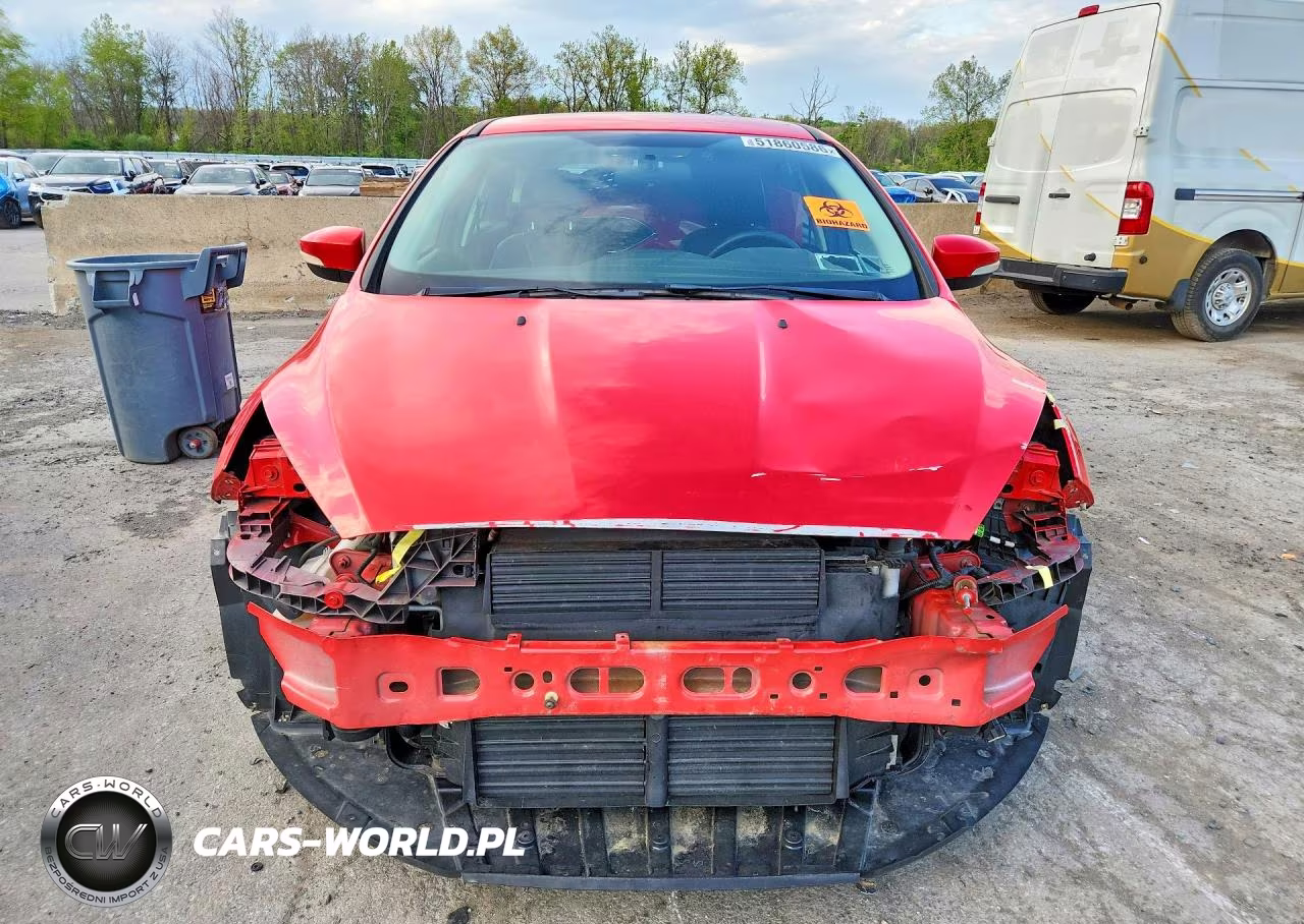 2016 Ford Focus Se VIN:1FADP3K21GL321704 - 5