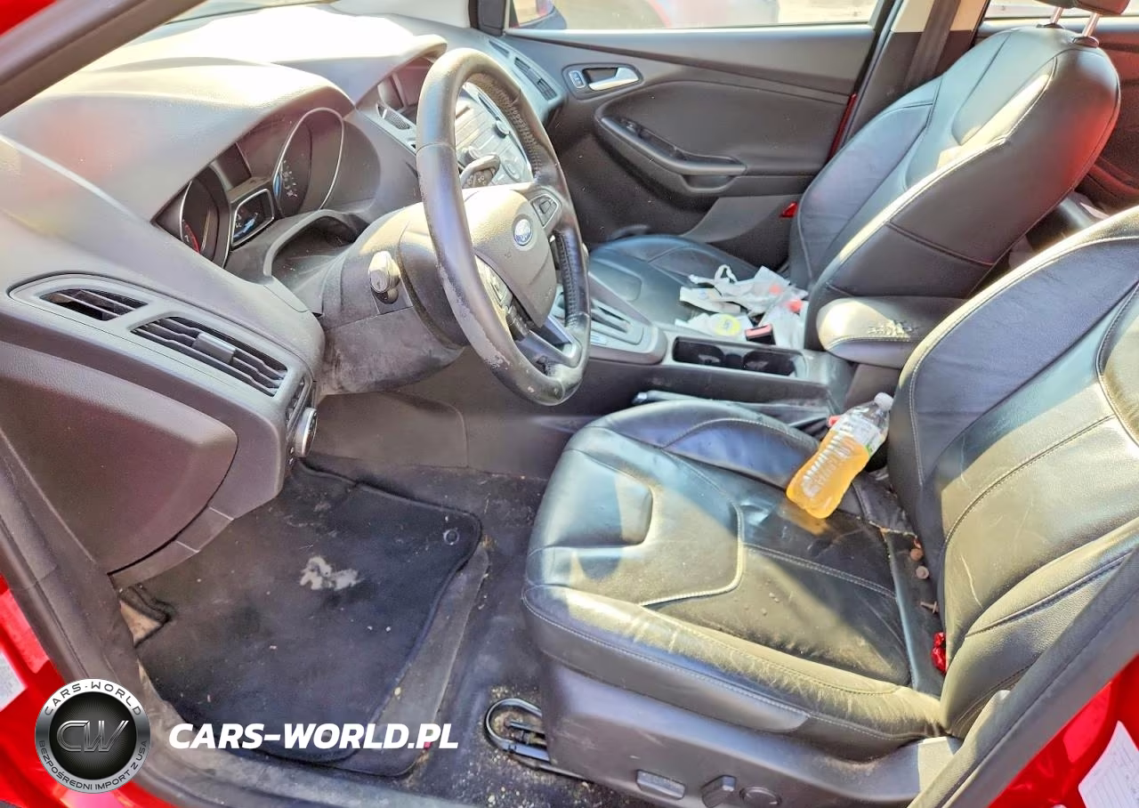 2016 Ford Focus Se VIN:1FADP3K21GL321704 - 7