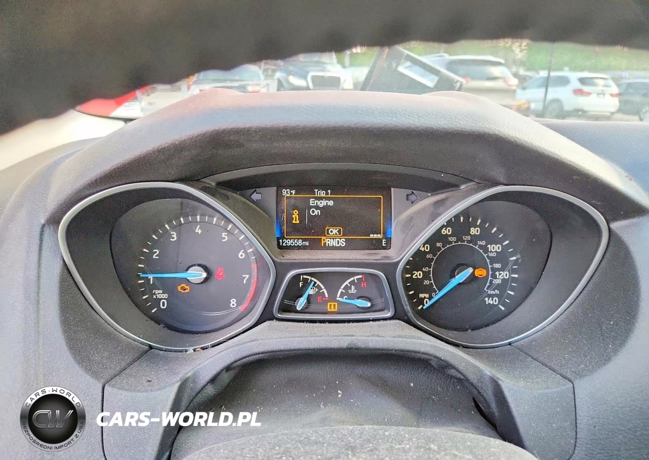 2016 Ford Focus Se VIN:1FADP3K21GL321704 - 9