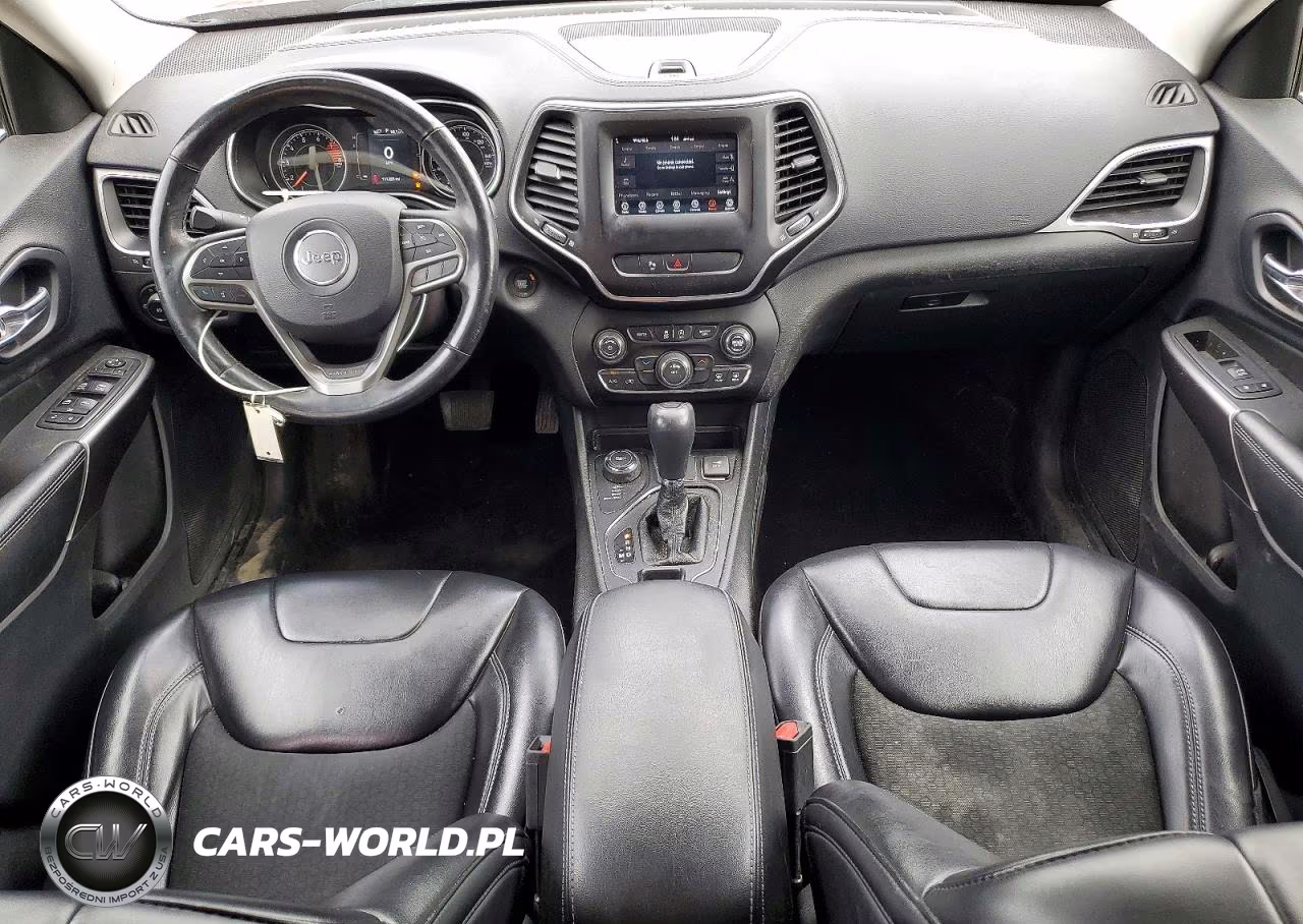 2019 Jeep Cherokee Latitude Plus VIN:1C4PJMLX2KD113584 - 8