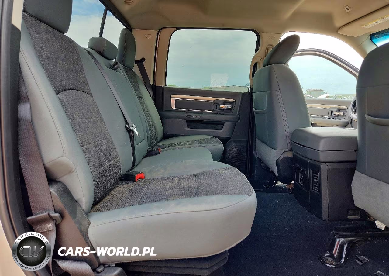 2018 Ram 1500 Slt VIN:3C6RR7LT6JG234918 - 10