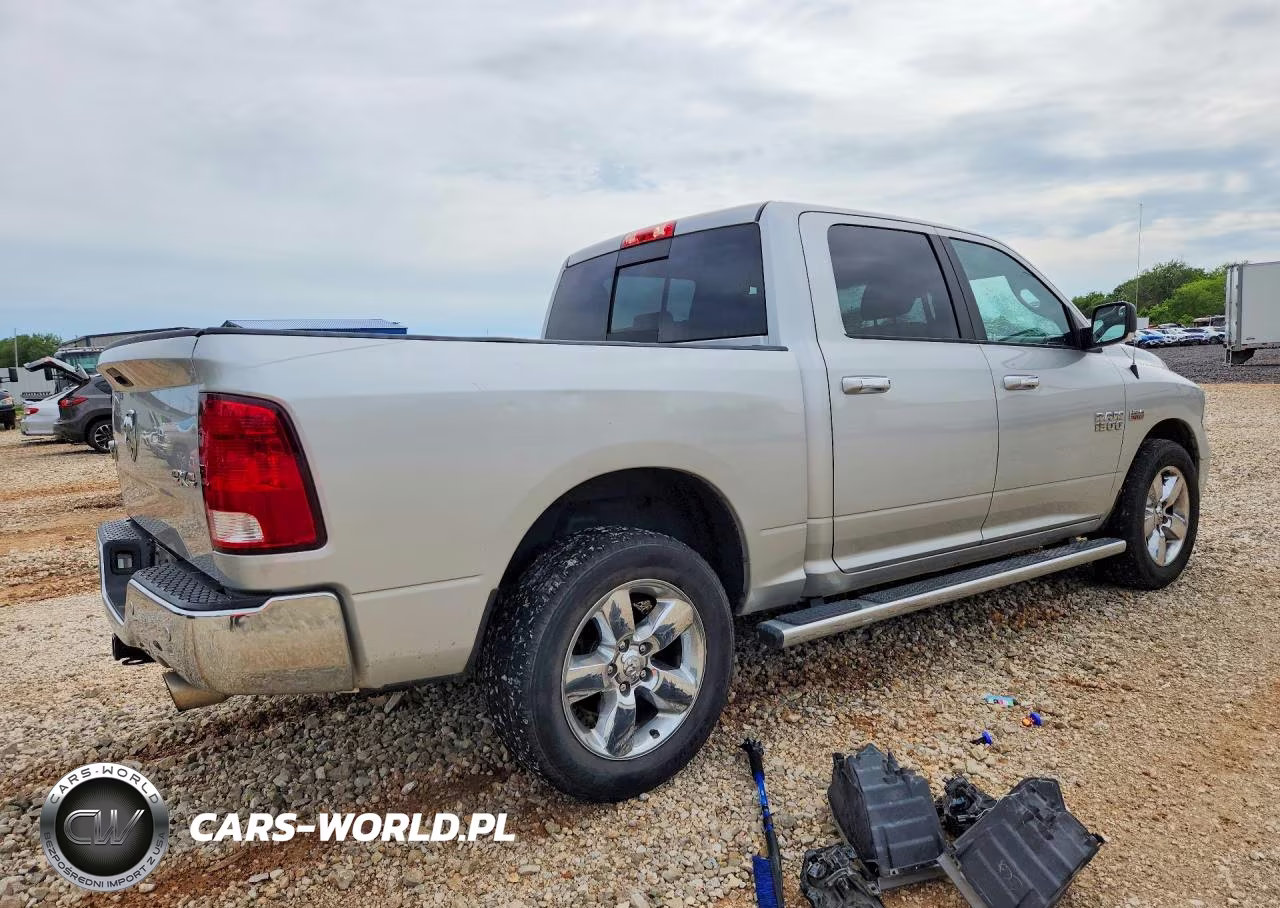 2018 Ram 1500 Slt VIN:3C6RR7LT6JG234918 - 3