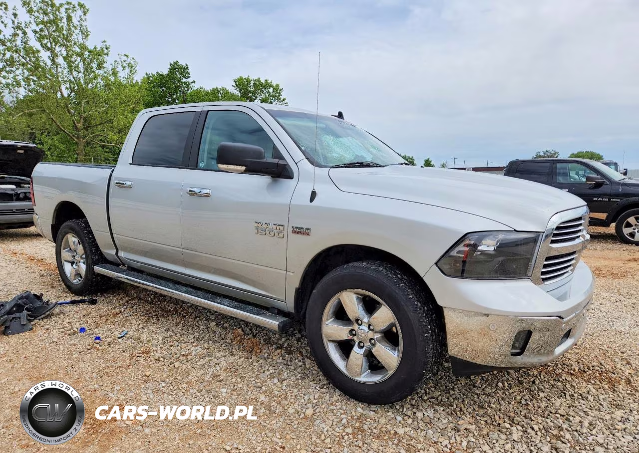 2018 Ram 1500 Slt VIN:3C6RR7LT6JG234918 - 4