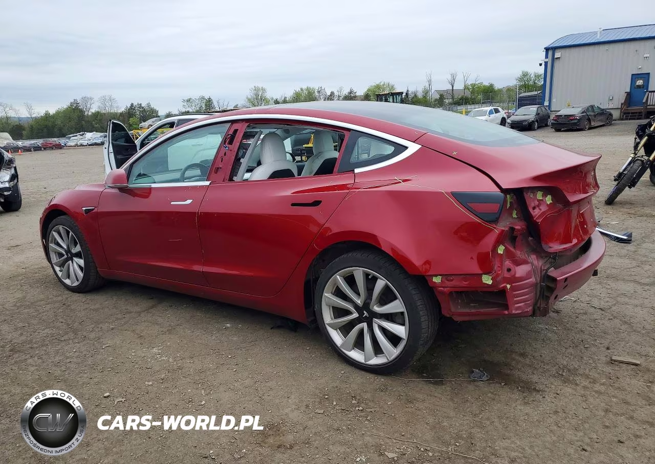 2018 Tesla Model 3 VIN:5YJ3E1EB1JF100741 - 2