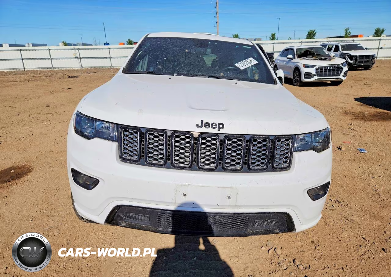 2020 Jeep Grand Cherokee Laredo VIN:1C4RJFAG5LC311042 - 5