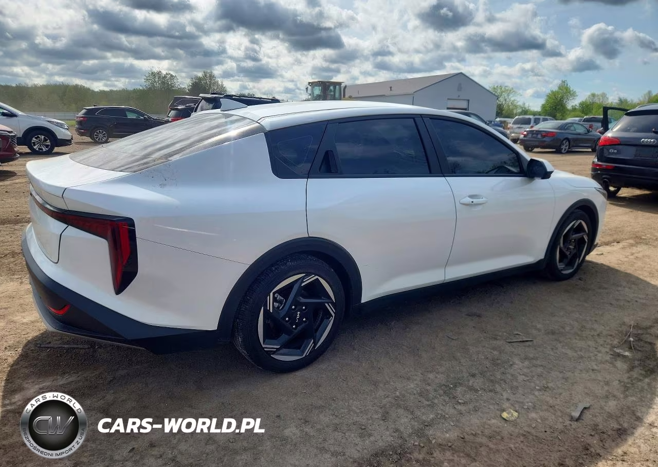 2025 Kia K4 Ex VIN:3KPFU4DEXSE014560 - 3