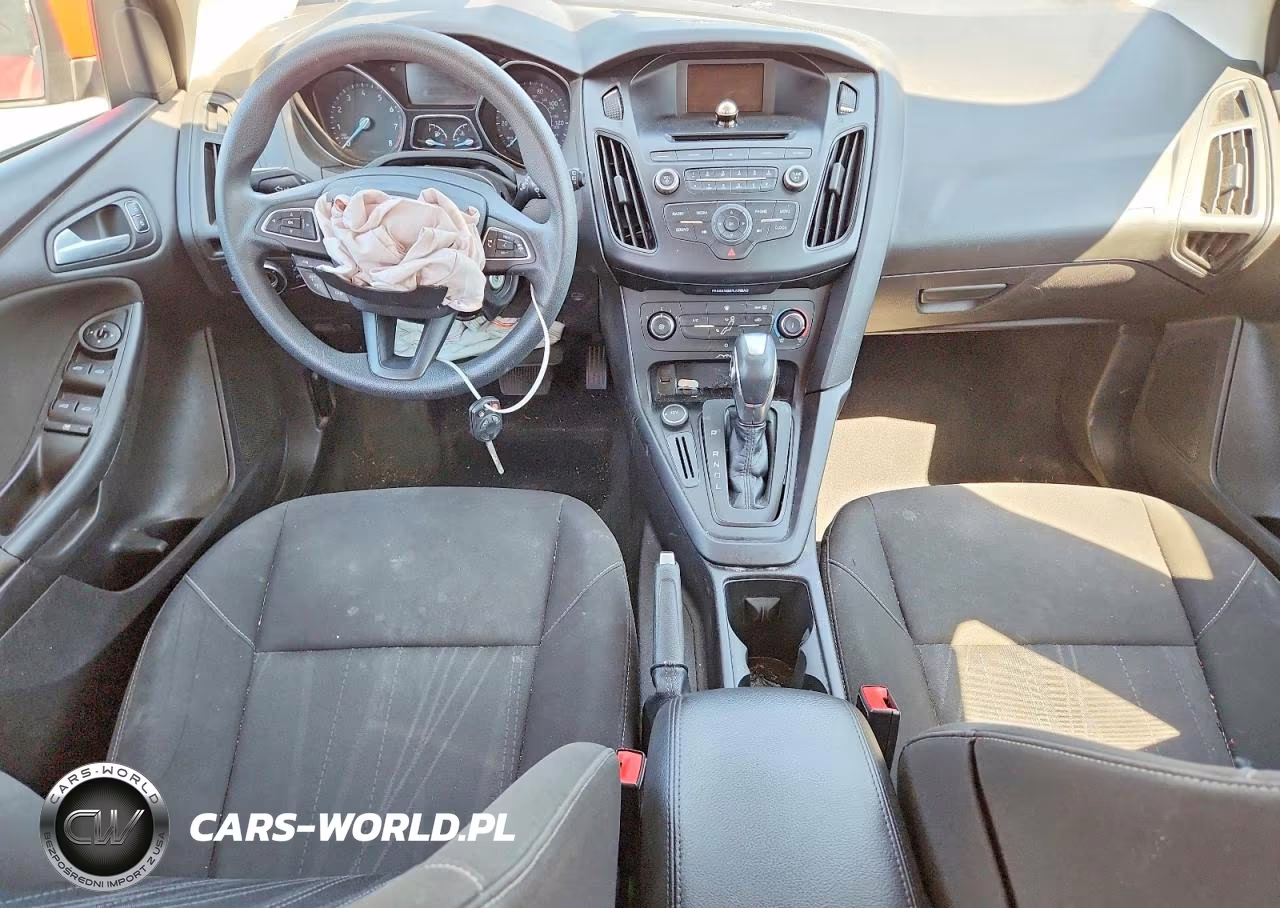 2015 Ford Focus Se VIN:1FADP3K2XFL208655 - 8