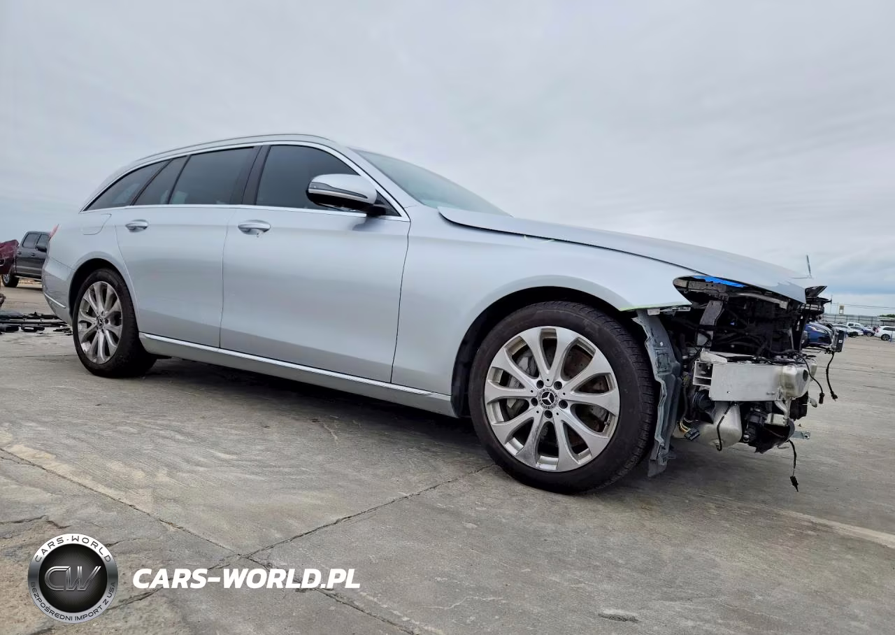 2018 Mercedes-Benz E 400 4Matic VIN:WDDZH6GB2JA374329 - 4
