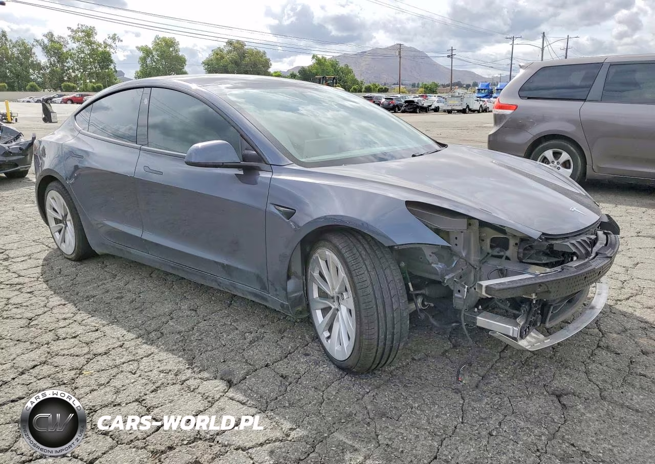 2021 Tesla Model 3 VIN:5YJ3E1EB6MF999651 - 4