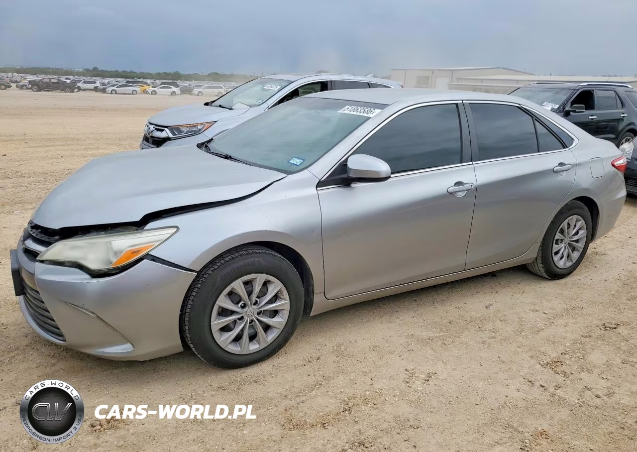 2015 Toyota Camry Le