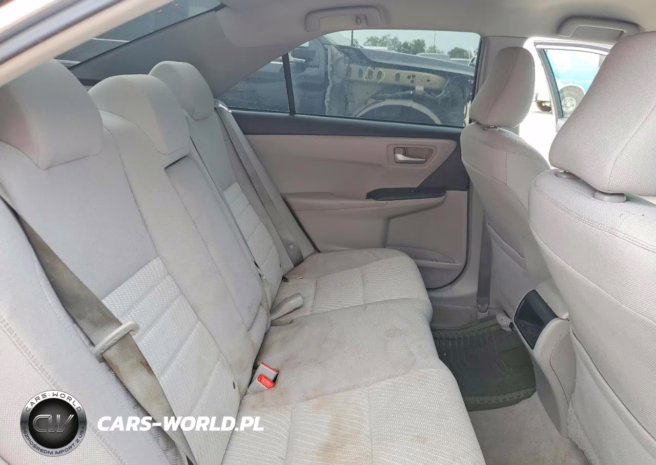 2015 Toyota Camry Le VIN:4T4BF1FKXFR484851 - 10