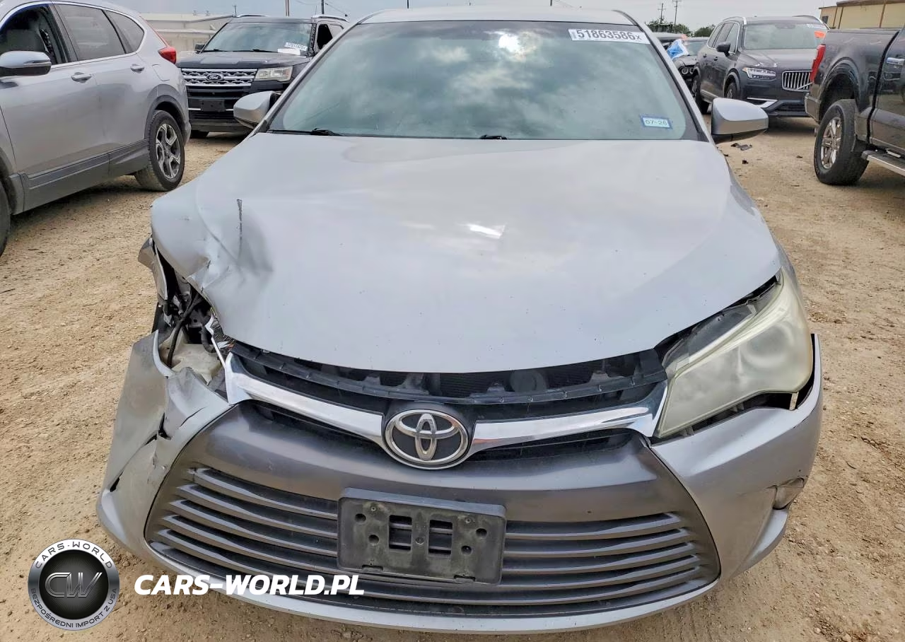 2015 Toyota Camry Le VIN:4T4BF1FKXFR484851 - 5