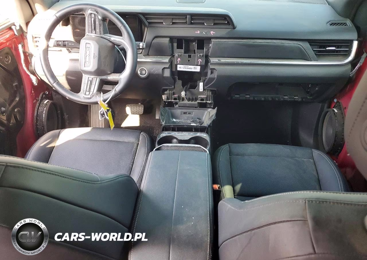 2025 GMC Terrain Elevation VIN:3GKALUEG0SL253824 - 8