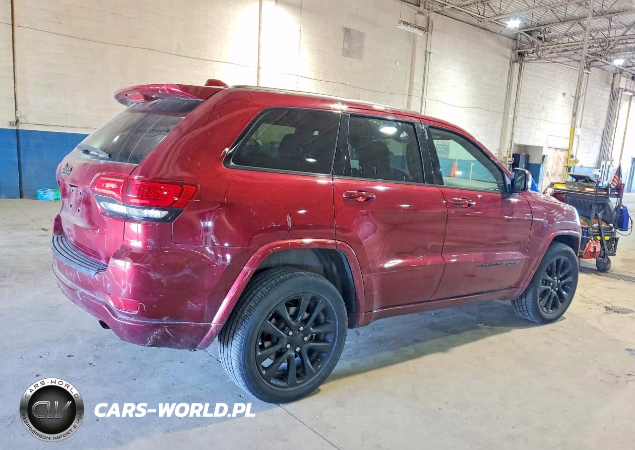 2021 Jeep Grand Cherokee Laredo VIN:1C4RJFAG2MC618640 - 3