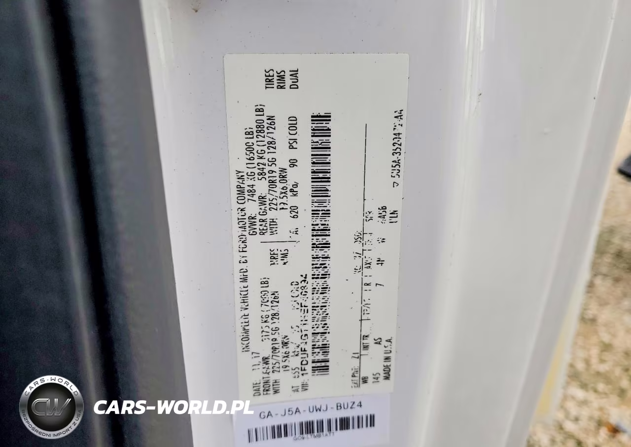 2017 Ford F450 Super Duty Bucket Truck VIN:1FDUF4GT1HEF40894 - 13