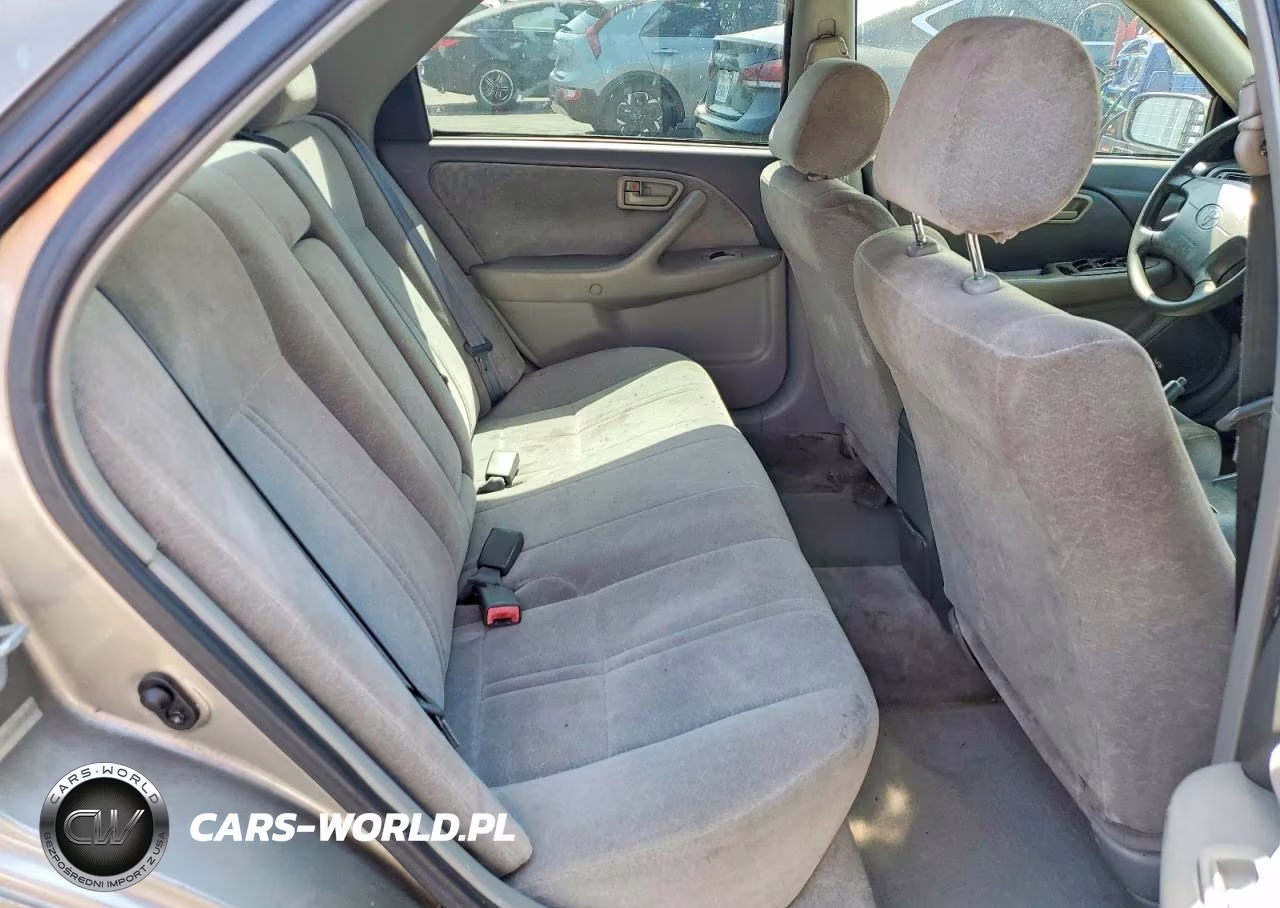 1998 Toyota Camry Le VIN:JT2BG22K4W0178753 - 10