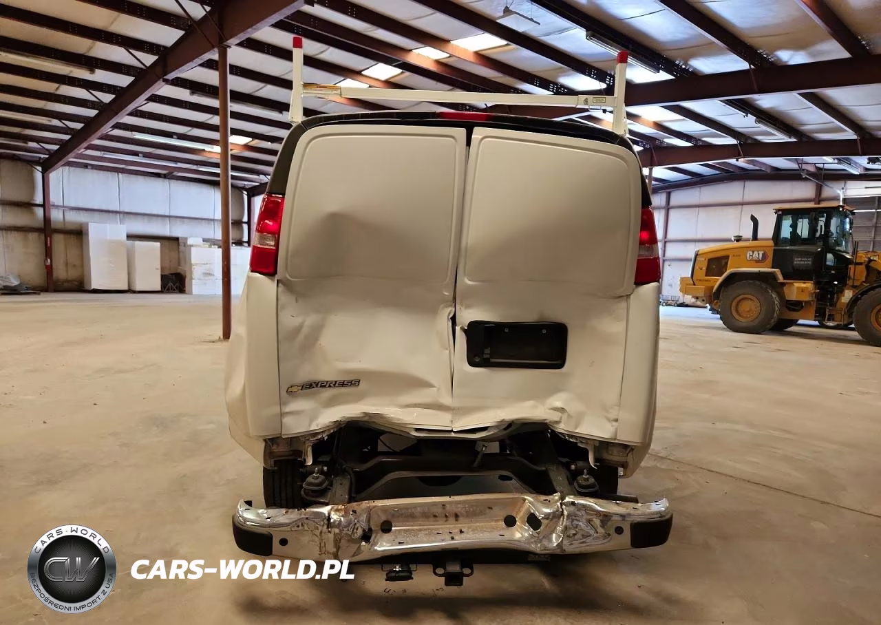 2024 Chevrolet Express G2500 VIN:1GCWGAF73R1195454 - 6