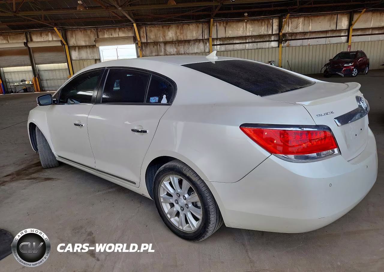 2013 Buick Lacrosse VIN:1G4GC5GR1DF303925 - 2