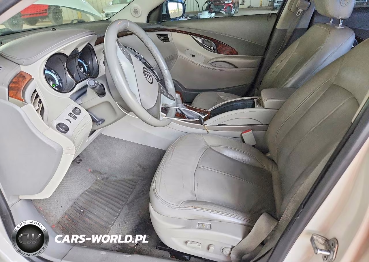 2013 Buick Lacrosse VIN:1G4GC5GR1DF303925 - 7