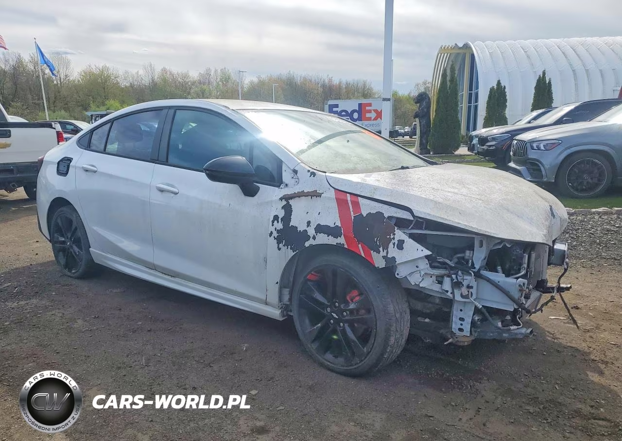 2018 Chevrolet Cruze Lt VIN:1G1BE5SM0J7106036 - 4