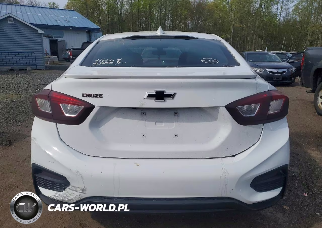 2018 Chevrolet Cruze Lt VIN:1G1BE5SM0J7106036 - 6