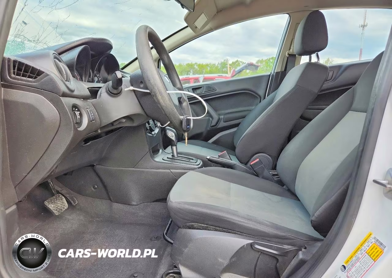 2019 Ford Fiesta S VIN:3FADP4AJ8KM105208 - 7