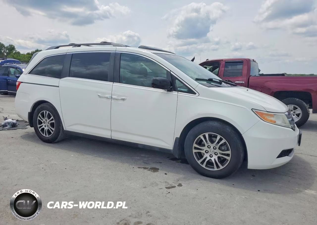 2011 Honda Odyssey Exl VIN:5FNRL5H69BB086983 - 4