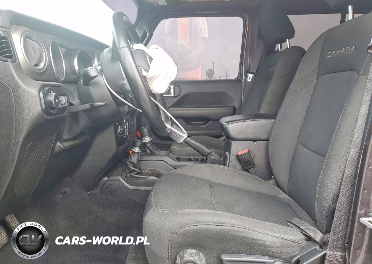 2021 Jeep Wrangler Unlimited Sahara VIN:1C4HJXEN0MW624395 - 7