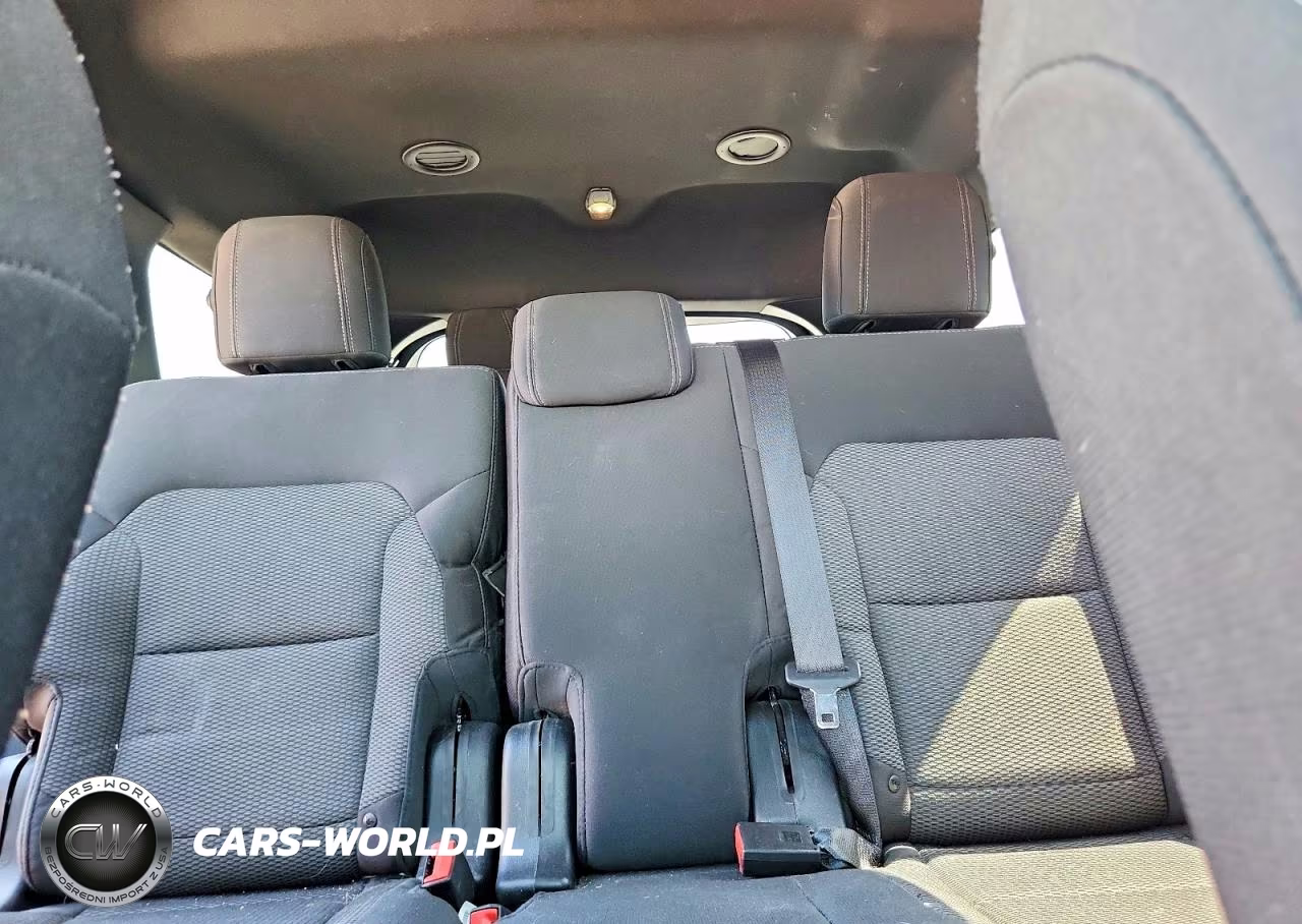 2018 Ford Explorer Xlt VIN:1FM5K8D83JGA39314 - 10