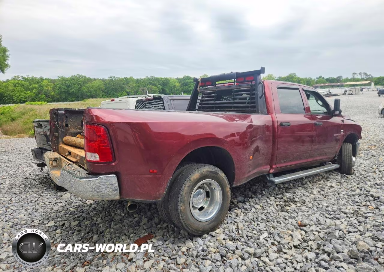 2018 Ram 3500 St VIN:3C63RRGL0JG203708 - 4